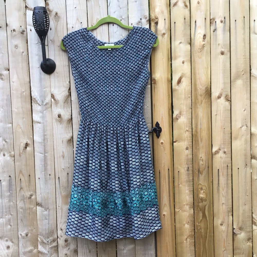 Max Studio Summer Dress Size M